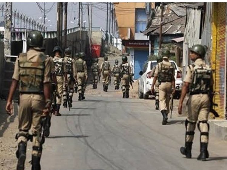 जम्मू कश्मीर में पिछले तीन वर्षों में घुसपैठ की घटनाओं में आई कमीः गृह मंत्रालय