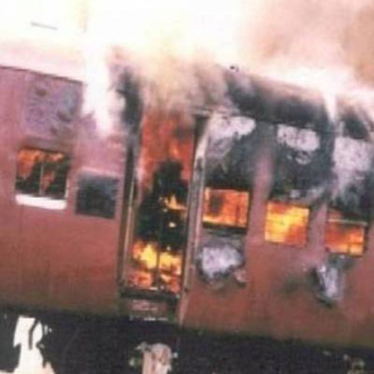गुजरात: 2002 के गोधरा ट्रेन आग मामले में आरोपी को उम्रकैद
