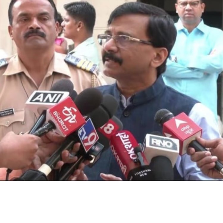 छत्रपति शिवाजी महाराज का अपमान करने वाले राज्यपाल कोश्यारी खुद इस्तीफा दें: संजय राऊत