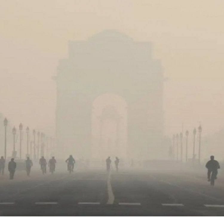 दिल्ली में न्यूनतम तापमान 8.4 डिग्री सेल्सियस दर्ज किया गया